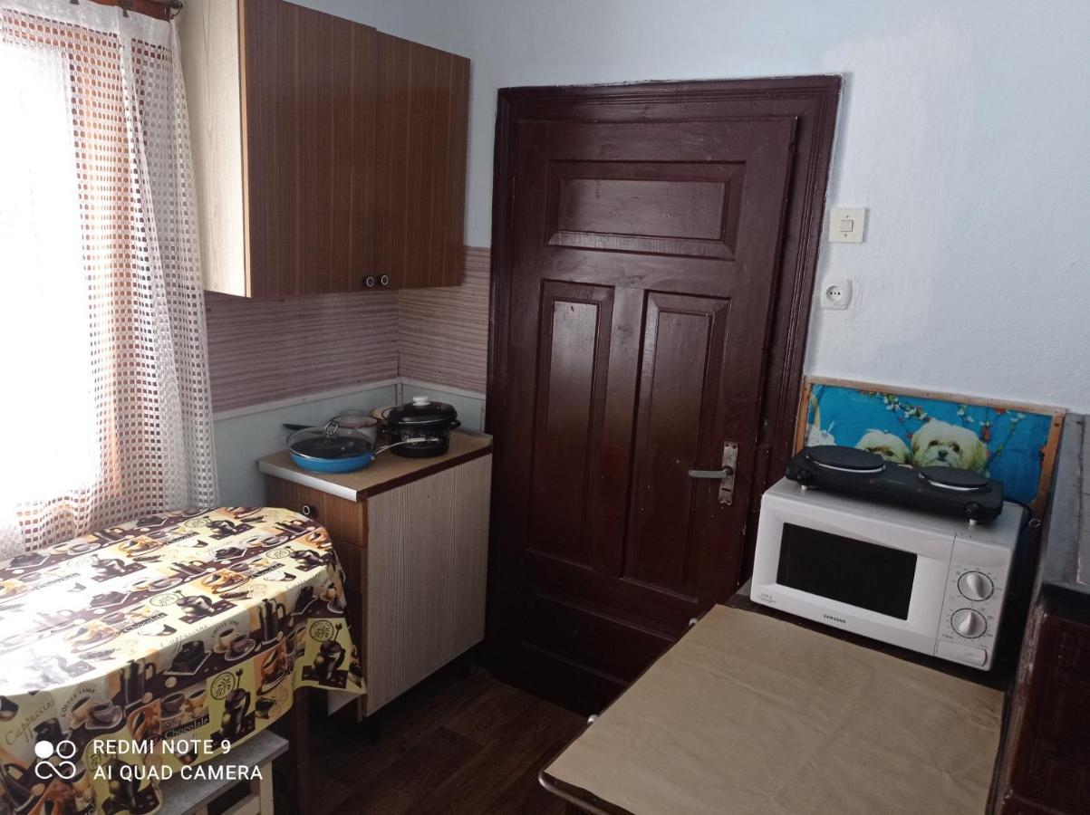Садиба Брусний Mîkulîciîn Exterior foto