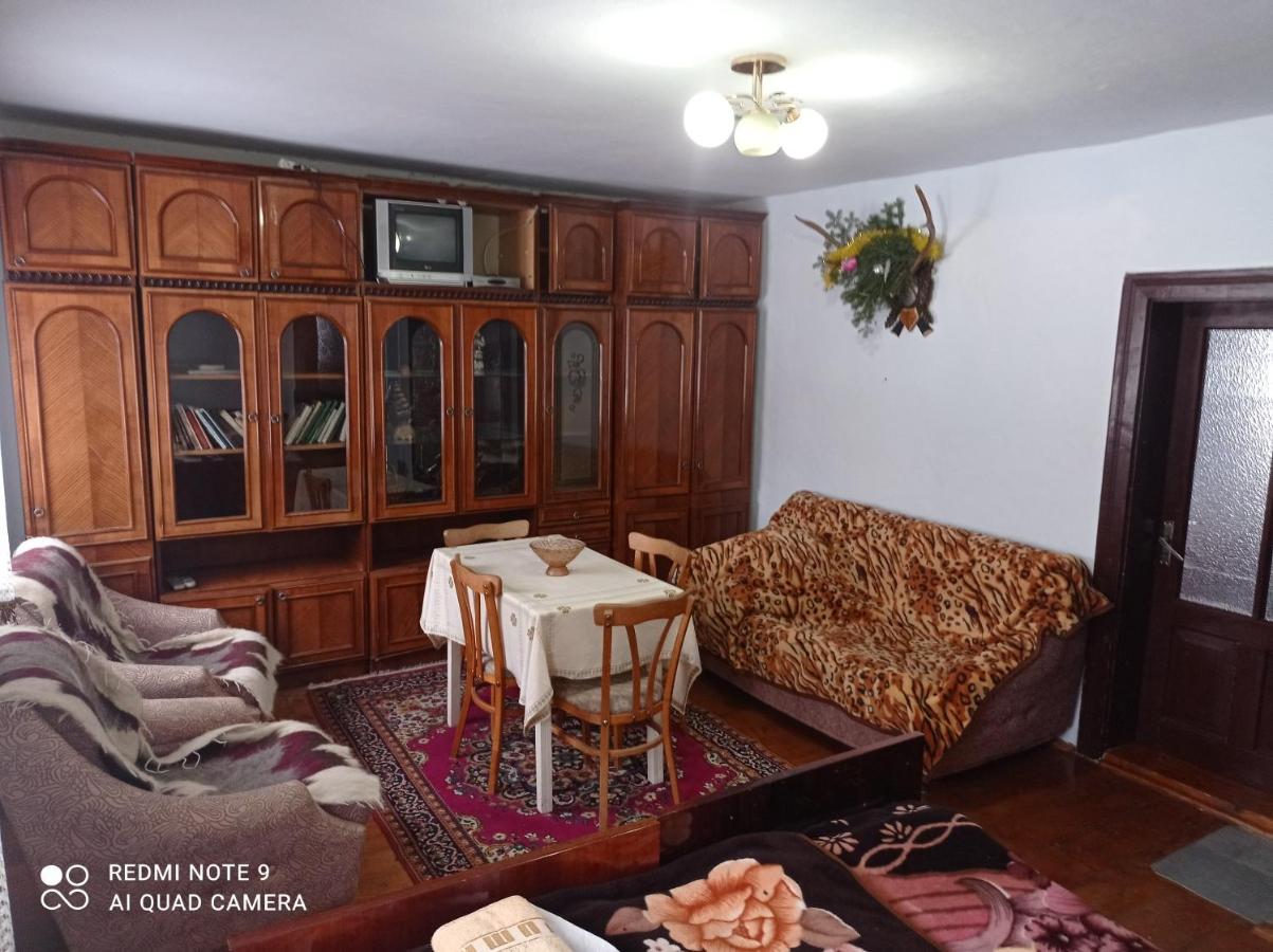 Садиба Брусний Mîkulîciîn Exterior foto